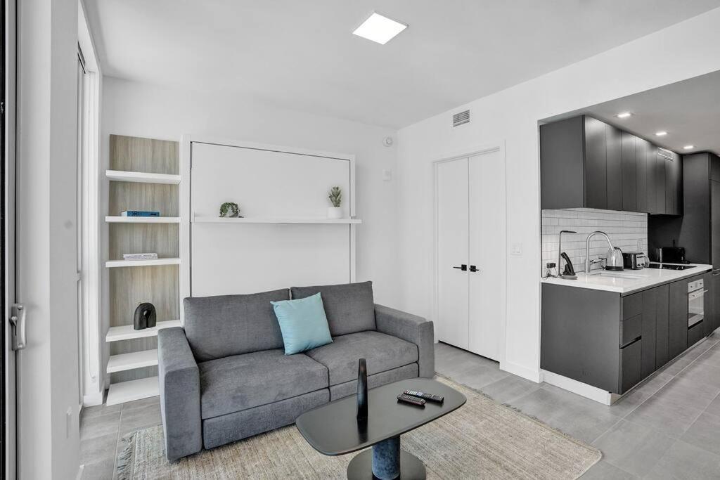 Miami High Town View 1610 Apartment Exterior photo