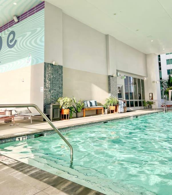 Miami High Town View 1610 Apartment Exterior photo